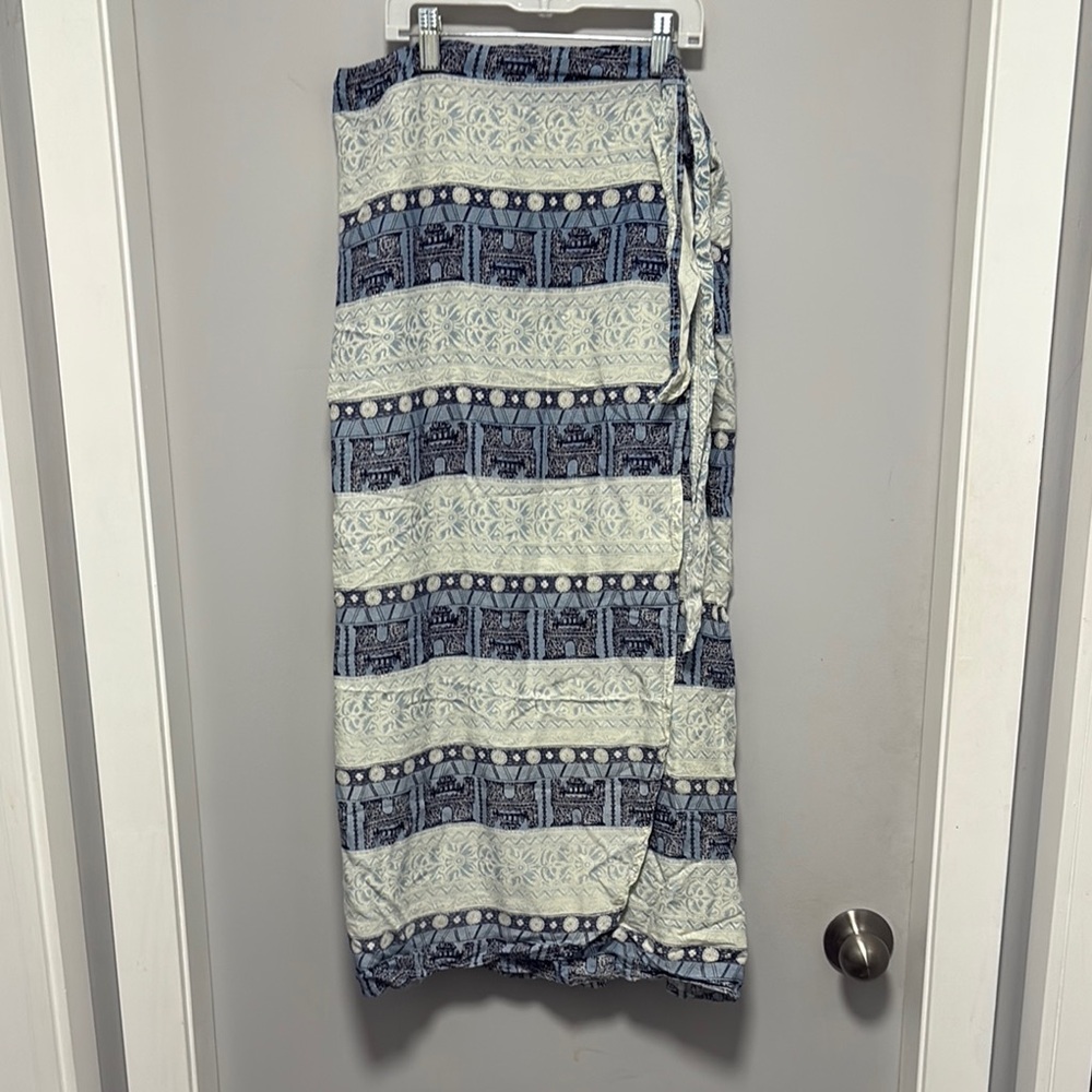 ☀️Small patterned wrap skirt beach vibes